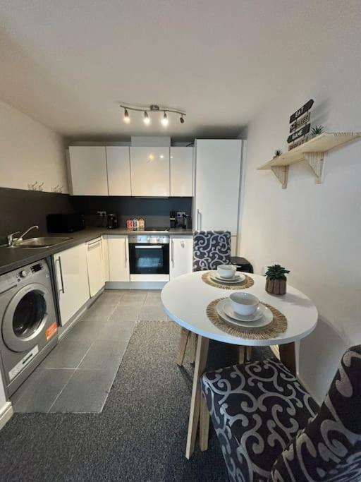 Luxury Apartment In The Heart Of Birmingham City! Bagian luar foto