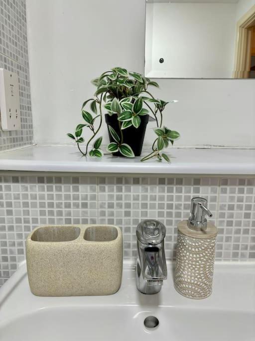 Luxury Apartment In The Heart Of Birmingham City! Bagian luar foto